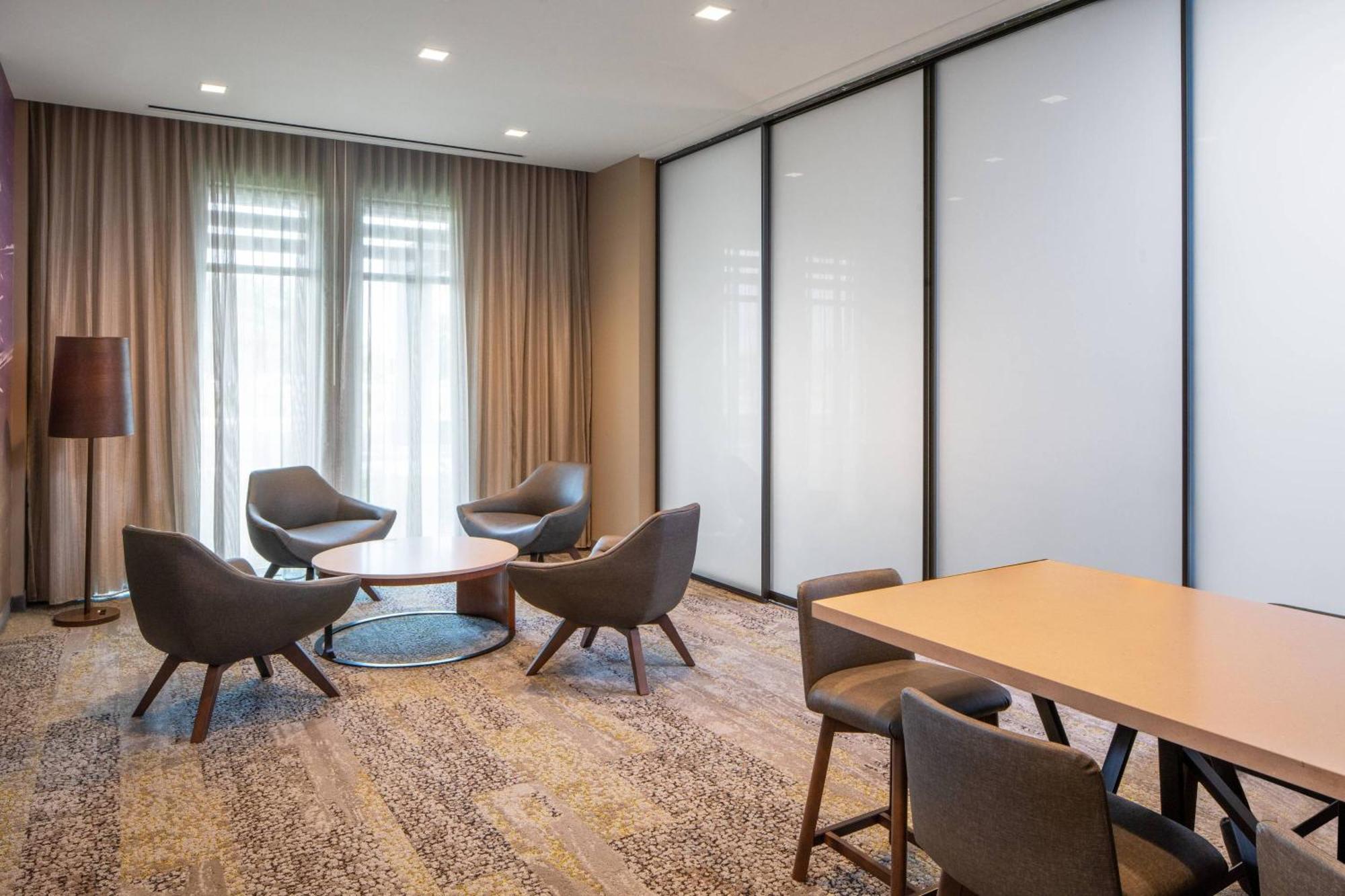 Hotel Courtyard By Marriott Lafayette South Esterno foto